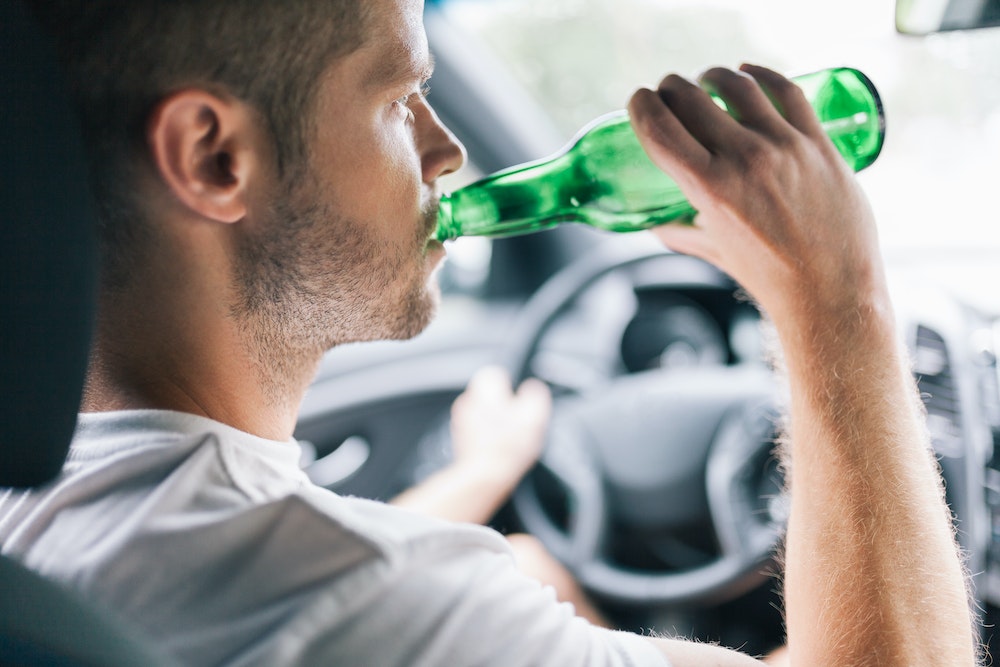 Alcool au volant et obligations de l'employeur : prévention des risques pour les salariés en déplacement professionnel