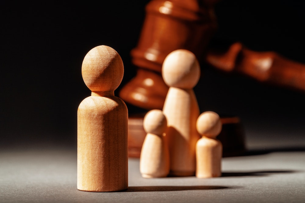 Droit du père en cas de séparation sans jugement: Comprendre et naviguer les complexités juridiques