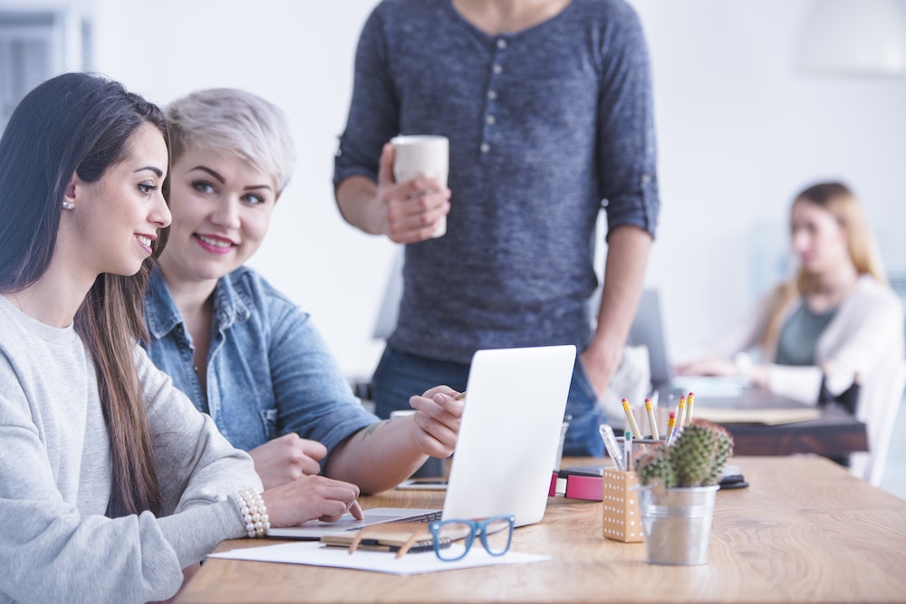 Comprendre et respecter les règles légales en matière de publicité : un guide pratique pour les professionnels