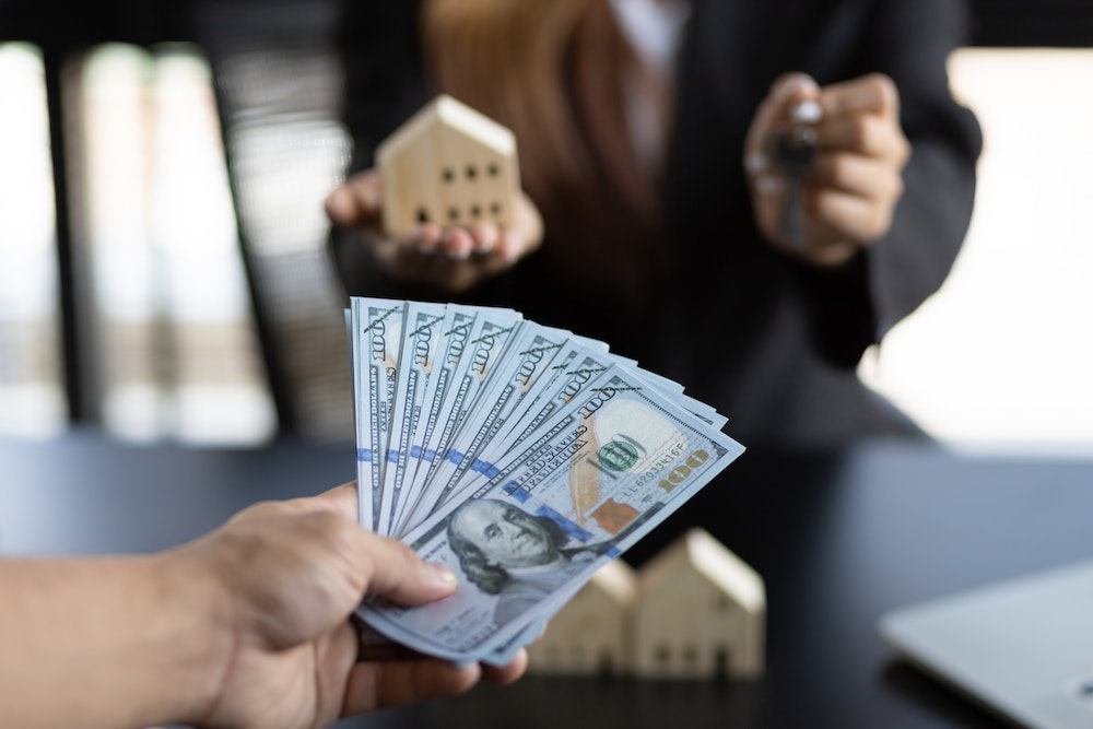 La loi Hoguet et l'estimation immobilière : un encadrement strict pour une meilleure protection des clients