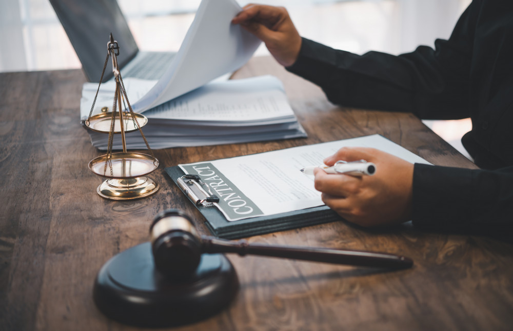 Attaquer son employeur aux Prud'hommes : conseils et stratégies d'un avocat